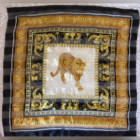 COPY - 🐆 BEAUTIFUL LEOPARD SCARF - Picture 10 of 16